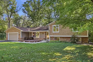 4317 Briarwood Ln, Minnetonka, MN 55343 - Photo 2
