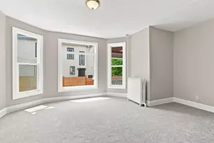 2410 James Ave N, Minneapolis, MN 55411 - Photo 6