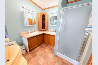 2204 Mockingbird Place NW, Stewartville, MN 55976 - Photo 10
