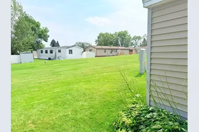 2204 Mockingbird Place NW, Stewartville, MN 55976 - Photo 20