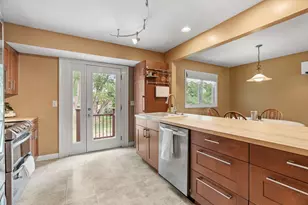 2216 E 114th St, Burnsville, MN 55337 - Photo 6