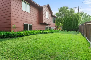 1820 Slater Ln, Burnsville, MN 55337 - Photo 46