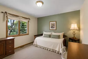 1820 Slater Ln, Burnsville, MN 55337 - Photo 20