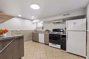 1208 36 1/2 Ave NE, Minneapolis, MN 55418 - Photo 6