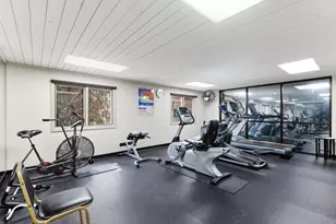210 W Grant St, Minneapolis, MN 55403 - Photo 32