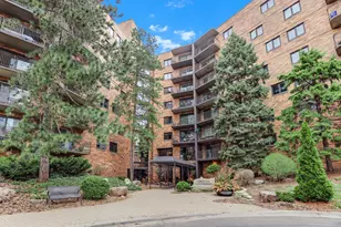 210 W Grant St, Minneapolis, MN 55403 - Photo 42