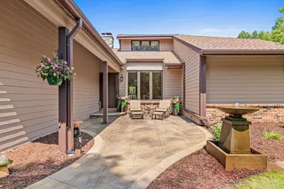 2915 Bruce Court, Inver Grove Heights, MN 55077 - Photo 2