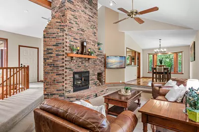 2915 Bruce Court, Inver Grove Heights, MN 55077 - Photo 10