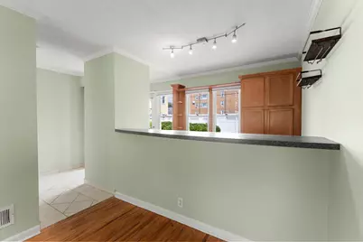 2037 Montreal Avenue, Saint Paul, MN 55116 - Photo 6
