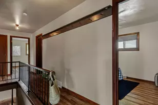 621 N Park Pl, Cadott, WI 54727 - Photo 12
