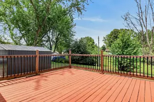 621 N Park Pl, Cadott, WI 54727 - Photo 34