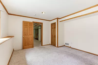 2413 Bridle Creek Trail, Chanhassen, MN 55317 - Photo 32