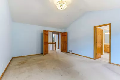 2413 Bridle Creek Trail, Chanhassen, MN 55317 - Photo 16
