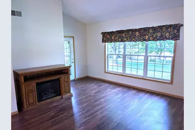 2203 Foxglove Way, Hudson, WI 54016 - Photo 8