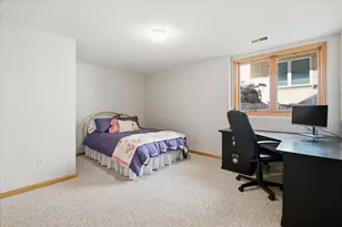 11137 Wyoming Road S, Bloomington, MN 55438 - Photo 32