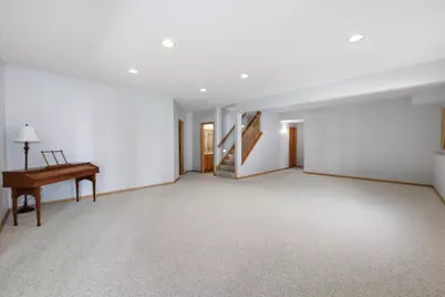 11137 Wyoming Road S, Bloomington, MN 55438 - Photo 40