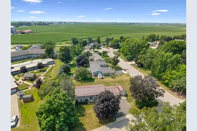 300 8th Street NW, Plainview, MN 55964 - Photo 30