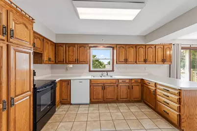 300 8th Street NW, Plainview, MN 55964 - Photo 4
