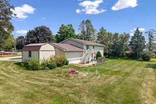 300 8th St NW, Plainview, MN 55964 - Photo 36