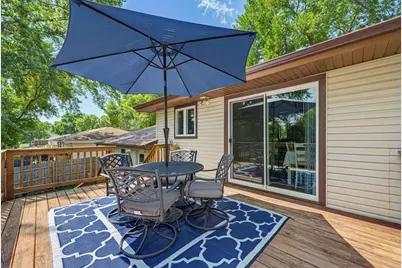 745 Dale Street SW, Hutchinson, MN 55350 - Photo 6