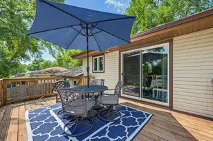 745 Dale St SW, Hutchinson, MN 55350 - Photo 6