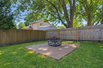 745 Dale Street SW, Hutchinson, MN 55350 - Photo 8
