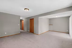 3536 Kelsey Ln SW, Rochester, MN 55902 - Photo 22