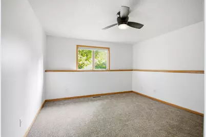 1688 Wedgewood Drive NE, Owatonna, MN 55060 - Photo 38