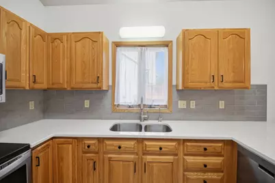 1688 Wedgewood Drive NE, Owatonna, MN 55060 - Photo 10