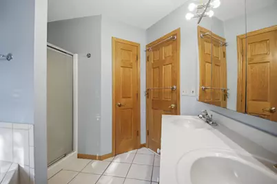 1688 Wedgewood Drive NE, Owatonna, MN 55060 - Photo 24