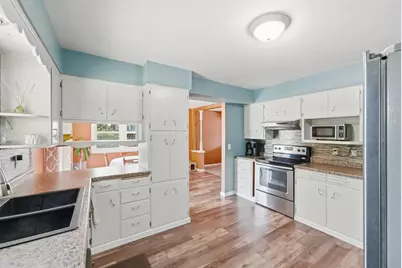 407 W Birch Street, Saint Joseph, MN 56374 - Photo 2