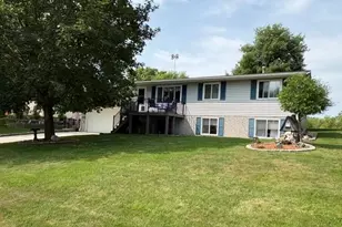 452 Kouwe St NW, Hutchinson, MN 55350 - Photo 1