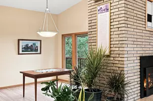 44 Miller Crest Ln, Saint Paul, MN 55106 - Photo 20