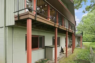 44 Miller Crest Ln, Saint Paul, MN 55106 - Photo 8
