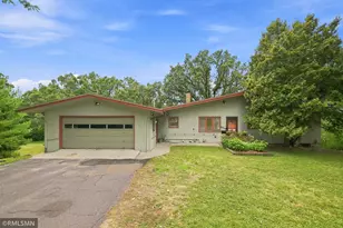 44 Miller Crest Ln, Saint Paul, MN 55106 - Photo 2