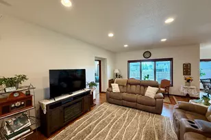 406 13th St NE, Dilworth, MN 56529 - Photo 14