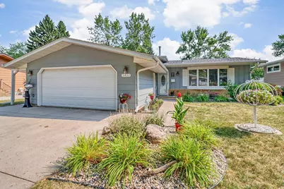 1411 23rd Avenue S, Moorhead, MN 56560 - Photo 1