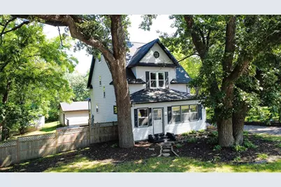 109 W Bridge Street, Redwood Falls, MN 56283 - Photo 2