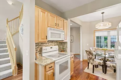 1971 Andrew Court, Chanhassen, MN 55317 - Photo 12
