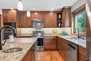 1817 W 59th St, Minneapolis, MN 55419 - Photo 6