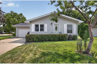 105 1st Street SE, Plainview, MN 55964 - Photo 1