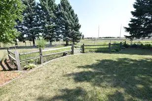 1224 20th St N, Moorhead, MN 56560 - Photo 30