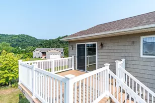 701 Spring Ct, Brownsville, MN 55919 - Photo 36