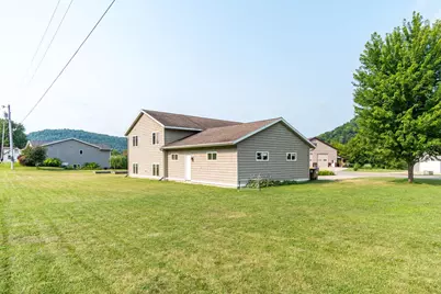 701 Spring Court, Brownsville, MN 55919 - Photo 32