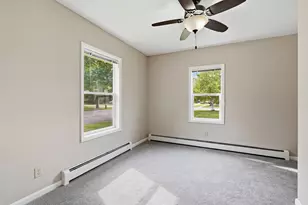 109 Kneale Ave S, Thief River Falls, MN 56701 - Photo 10