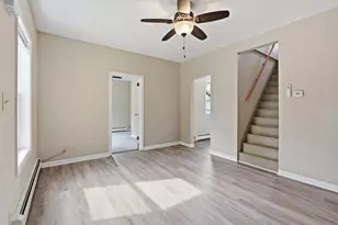 109 Kneale Ave S, Thief River Falls, MN 56701 - Photo 6