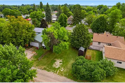 109 Kneale Avenue S, Thief River Falls, MN 56701 - Photo 32