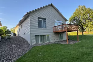474 Bluebird Ln, Woodbury, MN 55125 - Photo 46