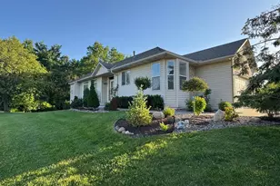 474 Bluebird Ln, Woodbury, MN 55125 - Photo 1