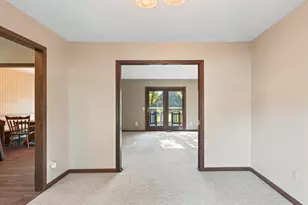 7776 Grinnell Way, Lakeville, MN 55044 - Photo 10